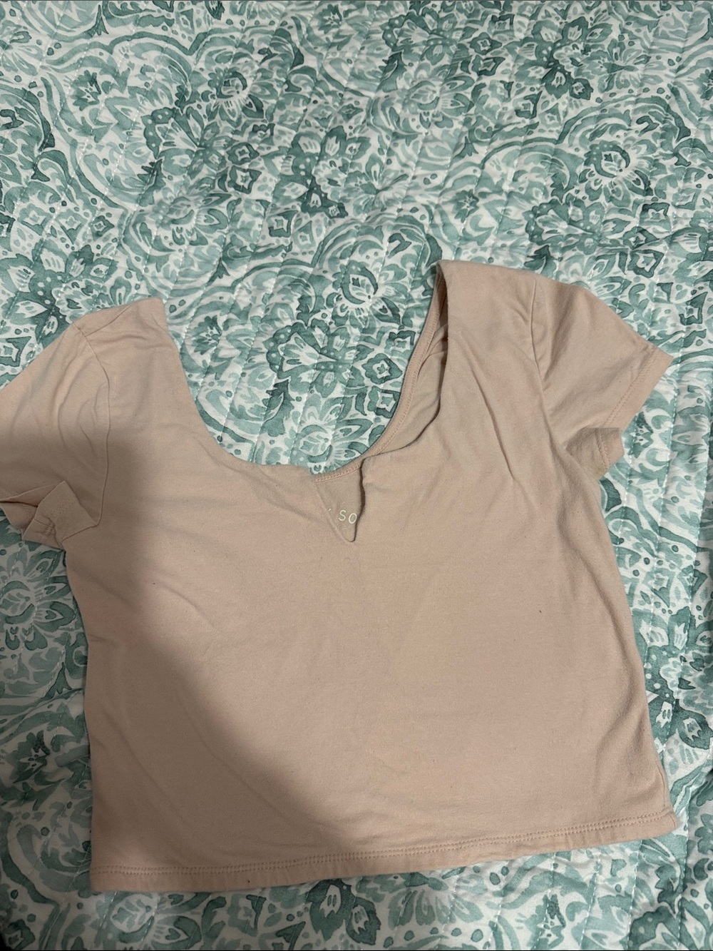 Aeropostale Blush Scoop Neck Crop Top